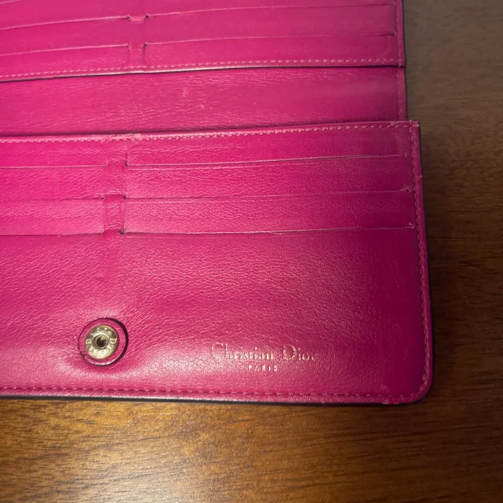 AUTHENTIC Christian Dior Lady Dior Charm Leather Wallet Black